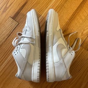 “Light Bone” Women’s Nike Dunks. SIZE 8. Worn a few times.